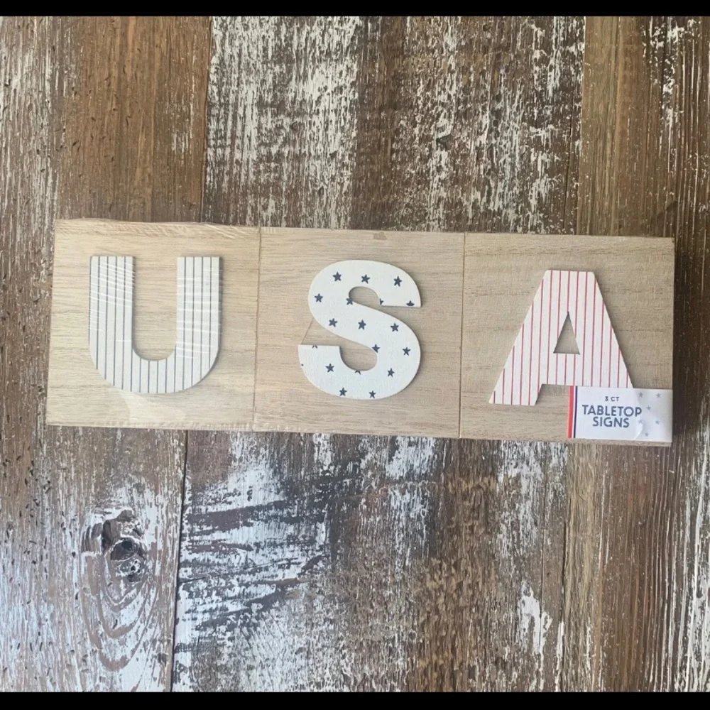 Target Bullseye Patriotic tabletop signs
